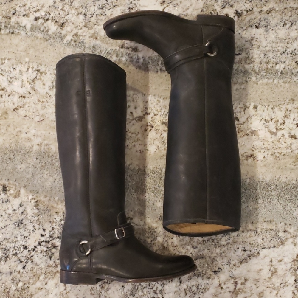 Frye Phillip Ring Stonewash Distressed Boots 9